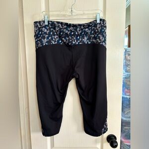 Everlast. Cropped leggings size extra‎ large. Brand new condition. Super cute